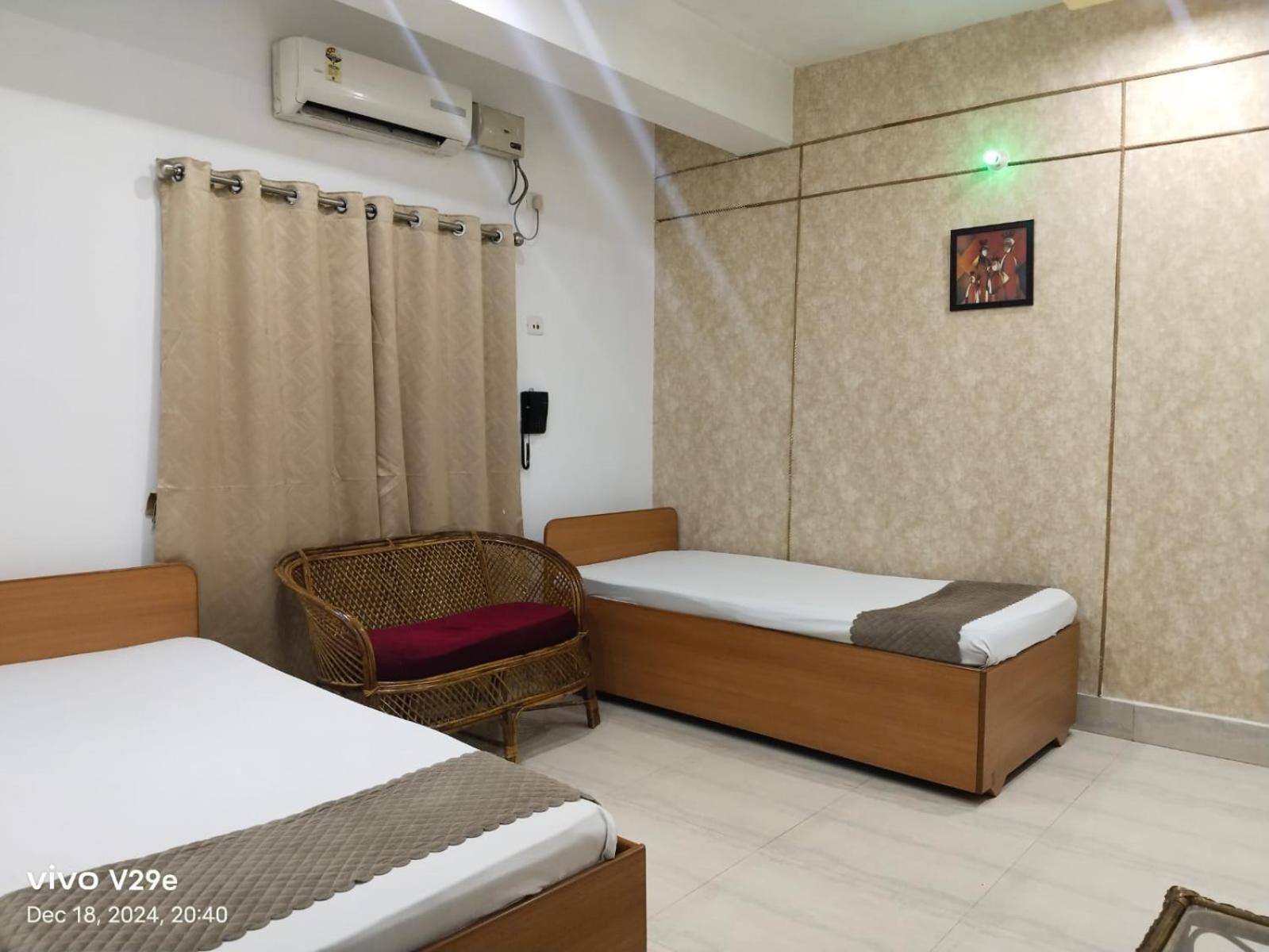 The Executive Inn 古瓦哈提 外观 照片